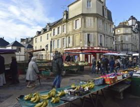 Bayeux marché rue Saint-Jean