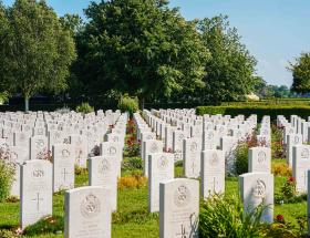 Cimetière militaire britannique de Bayeux