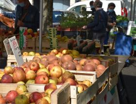 Marché hebdomadaire à Bayeux