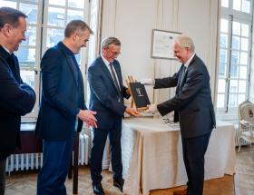 Restitution de fragments de la Tapisserie de Bayeux en janvier 2026