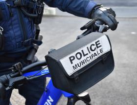 La police municipale à vélo à Bayeux