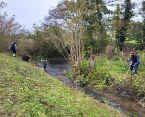 Nettoyage de l'Aure à Bayeux en octobre 2025 Nettoyage de l'Aure à Bayeux en octobre 2025