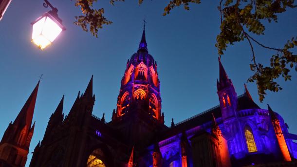 La Cathédrale Notre-Dame de nuit