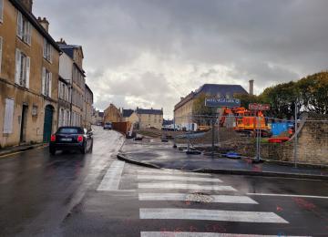 Bayeux, rue aux Coqs en sens unique