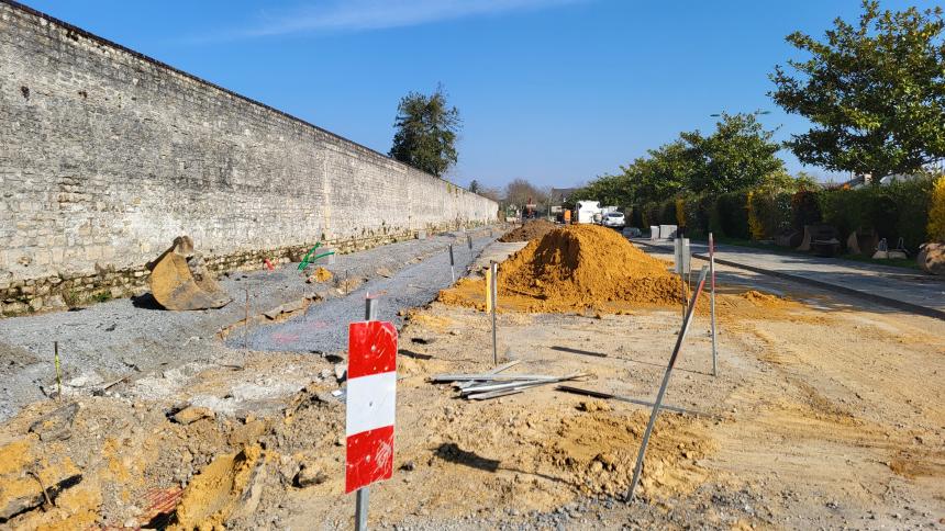 Aire de camping-cars rue Trébucien en travaux à Bayeux