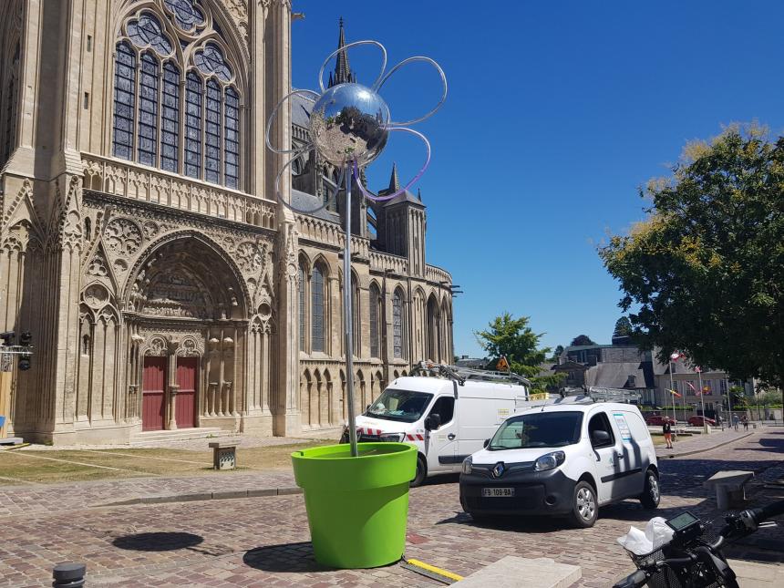 Montage du dispositif Rendez-vous à la cathédrale à Bayeux