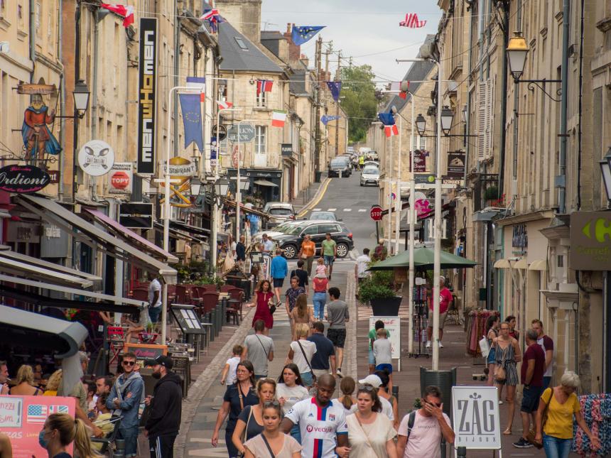 Piétonisation rue Saint-Jean à Bayeux