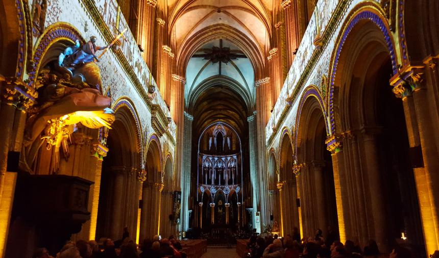 La Cathédrale de Guillaume, son et lumière à Bayeux La Cathédrale de Guillaume, son et lumière à Bayeux