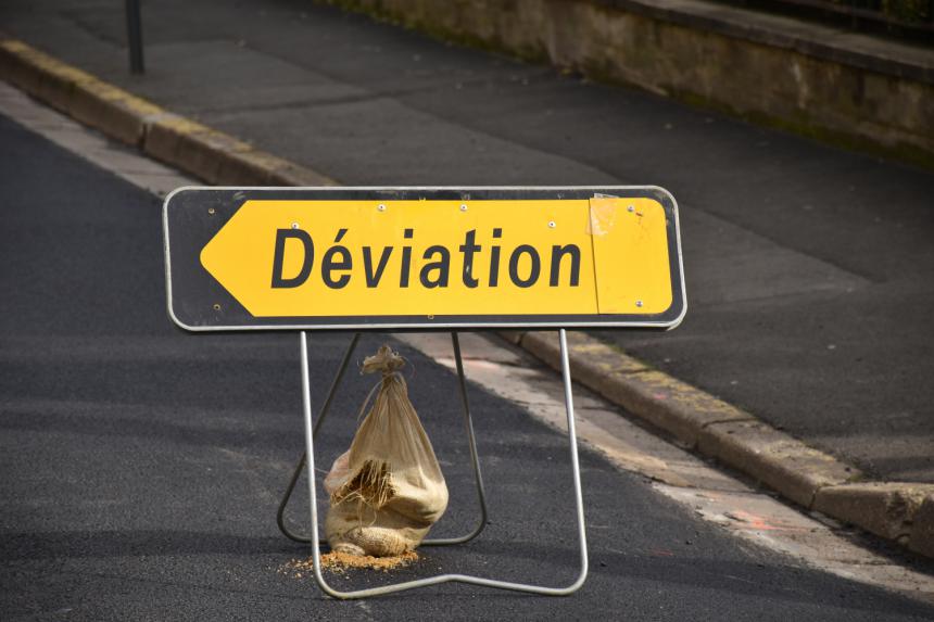 Panneau de travaux à Bayeux