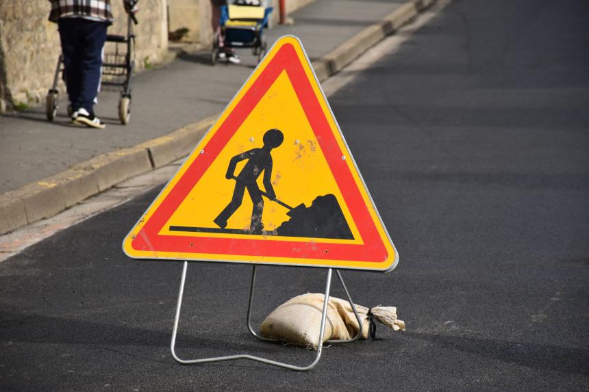 Panneau travaux à Bayeux