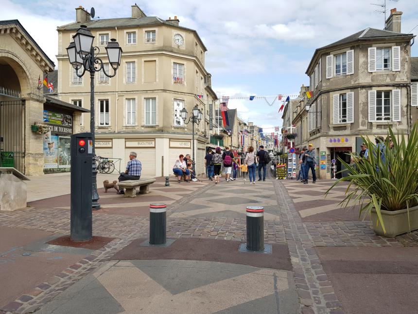 Rue Saint-Jean piétonne à Bayeux