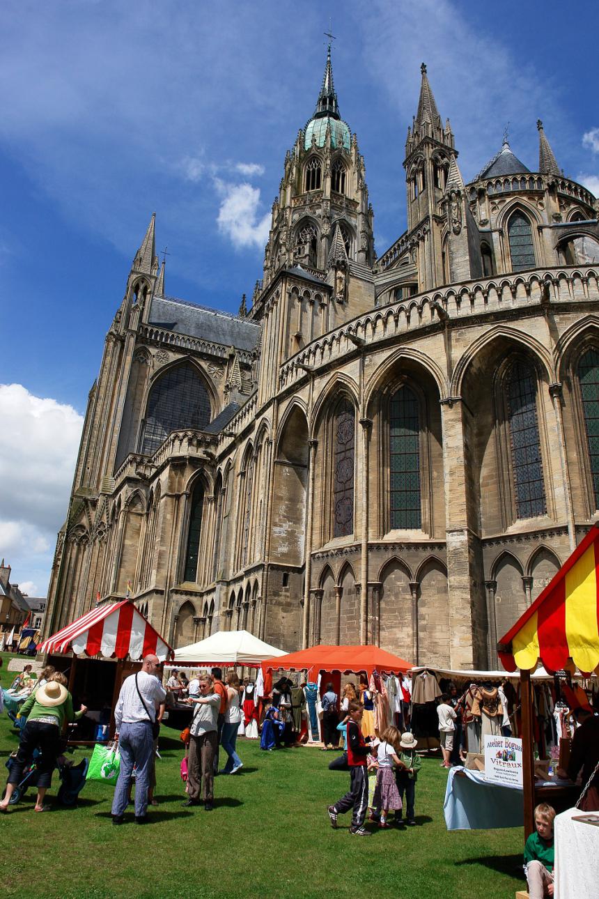 Marché médiéval à Bayeux